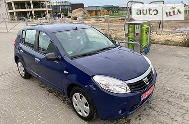 Хэтчбек Dacia Sandero 2008 в Ковеле