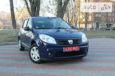 Хетчбек Dacia Sandero 2009 в Сумах