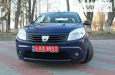 Хетчбек Dacia Sandero 2009 в Сумах