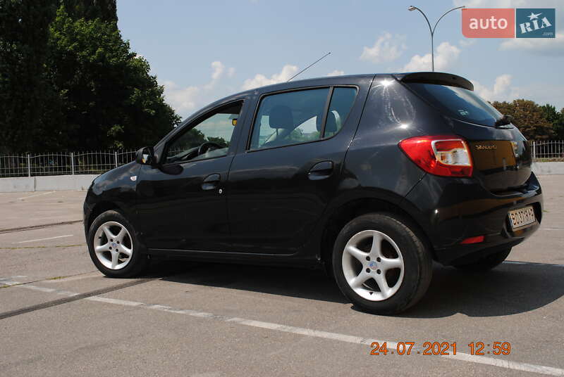 Хетчбек Dacia Sandero 2012 в Кропивницькому