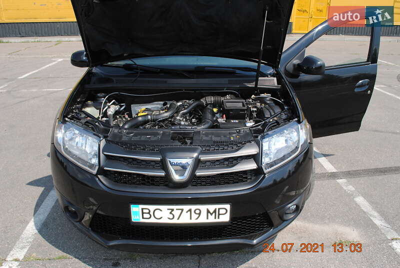 Хетчбек Dacia Sandero 2012 в Кропивницькому
