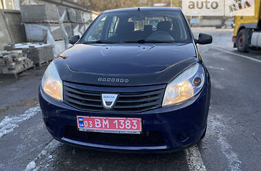 Универсал Dacia Sandero 2010 в Луцке