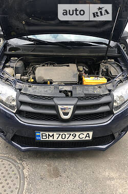 Хэтчбек Dacia Sandero 2013 в Сумах