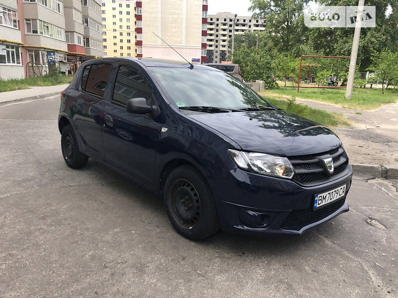 Хэтчбек Dacia Sandero 2013 в Сумах