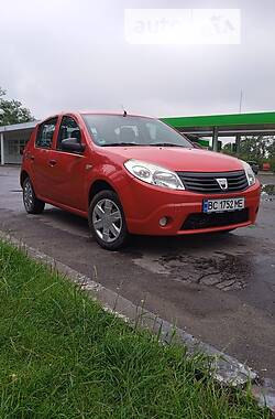 Хетчбек Dacia Sandero 2009 в Львові