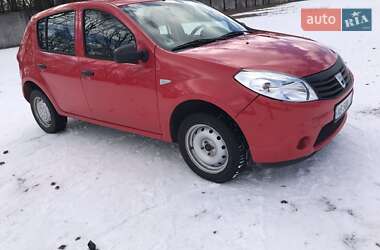 Хетчбек Dacia Sandero 2009 в Теплику