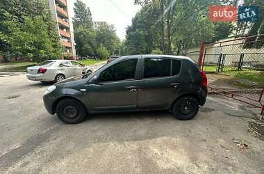 Хетчбек Dacia Sandero 2010 в Львові