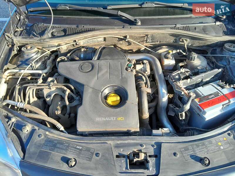 Хетчбек Dacia Sandero 2013 в Чернівцях фото 9 Хетчбек Dacia Sandero 2013 в Чернівцях