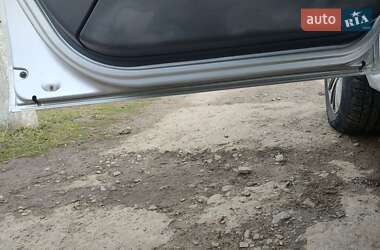 Хэтчбек Dacia Sandero 2009 в Гадяче