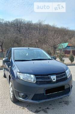 Хэтчбек Dacia Sandero 2013 в Полтаве