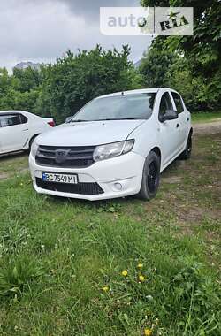 Хэтчбек Dacia Sandero 2013 в Львове