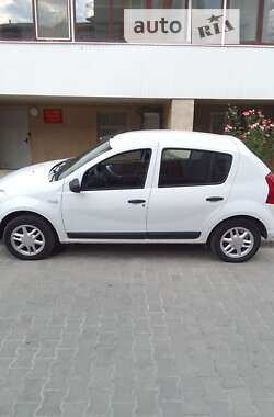 Хетчбек Dacia Sandero 2010 в Тернополі