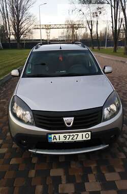 Хетчбек Dacia Sandero 2010 в Броварах