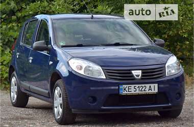 Хэтчбек Dacia Sandero 2010 в Кривом Роге