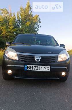 Хетчбек Dacia Sandero 2008 в Балті