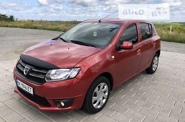 Хэтчбек Dacia Sandero 2013 в Ровно