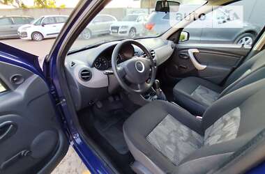 Хетчбек Dacia Sandero 2009 в Чернігові