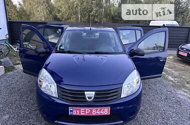 Хетчбек Dacia Sandero 2008 в Маневичах