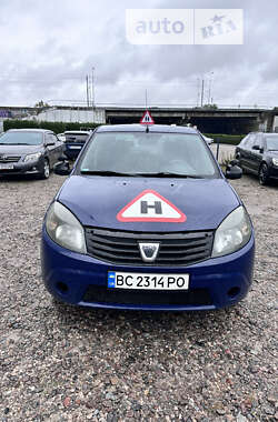 Хэтчбек Dacia Sandero 2009 в Львове