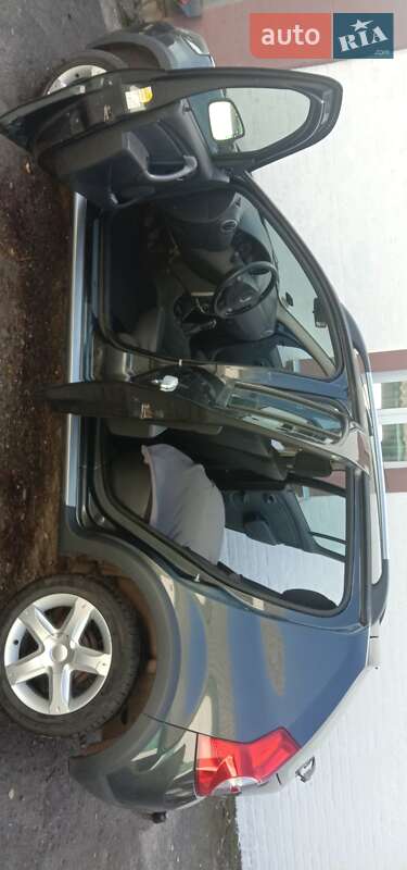 Хетчбек Dacia Sandero 2010 в Лохвиці