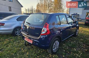 Хетчбек Dacia Sandero 2009 в Маневичах