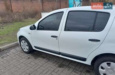 Хэтчбек Dacia Sandero 2009 в Конотопе