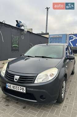 Хэтчбек Dacia Sandero 2008 в Софиевской Борщаговке