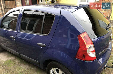 Хетчбек Dacia Sandero 2009 в Конотопі