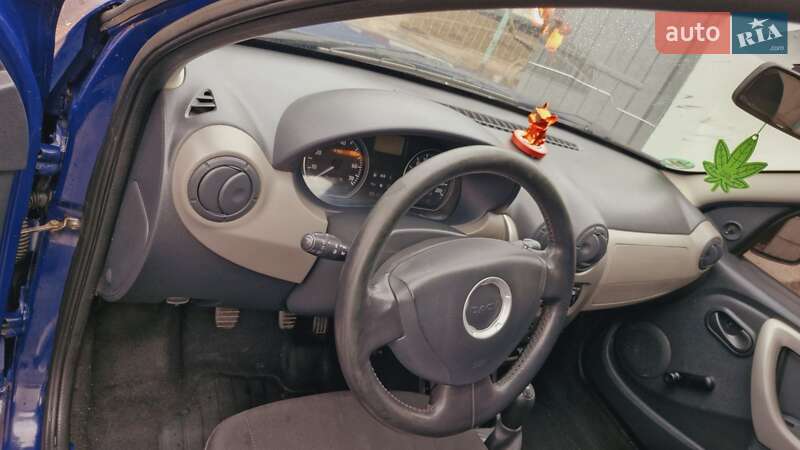 Хэтчбек Dacia Sandero 2008 в Умани фото 5 Хэтчбек Dacia Sandero 2008 в Умани