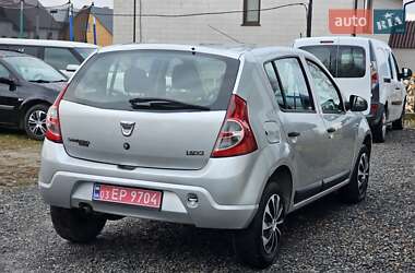 Хетчбек Dacia Sandero 2009 в Любешові