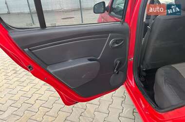 Хэтчбек Dacia Sandero 2010 в Луцке