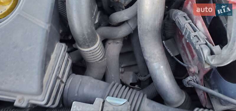Хэтчбек Dacia Sandero 2012 в Винниках