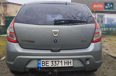 Хетчбек Dacia Sandero 2009 в Арбузинці