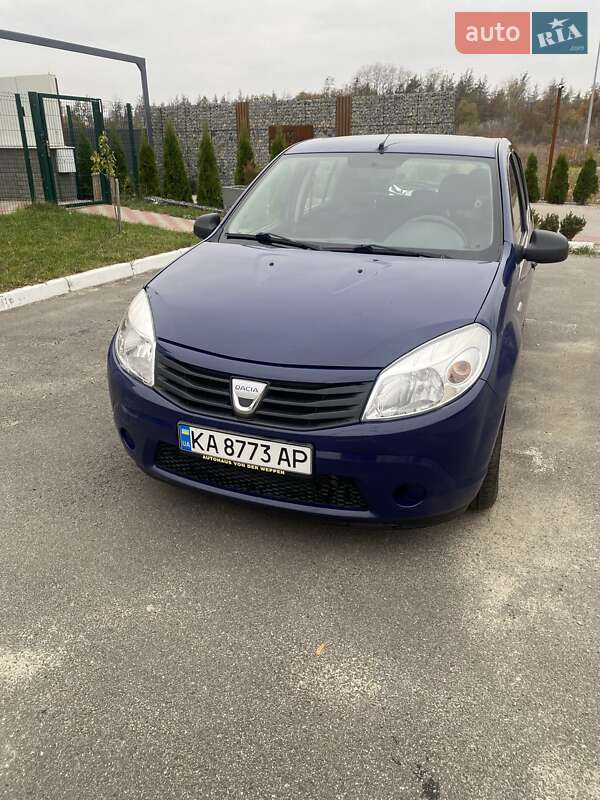 Dacia Sandero 2009