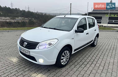 Хетчбек Dacia Sandero 2011 в Могилів-Подільському