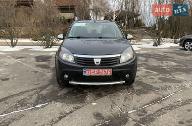 Хетчбек Dacia Sandero 2011 в Харкові