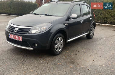 Хетчбек Dacia Sandero 2011 в Харкові