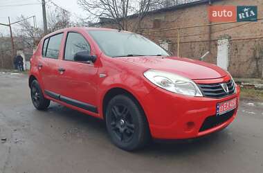 Хетчбек Dacia Sandero 2009 в Конотопі