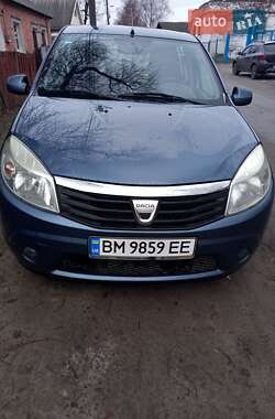 Хэтчбек Dacia Sandero 2008 в Тростянце