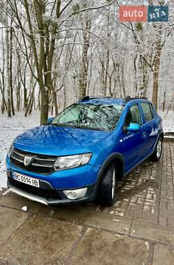 Хэтчбек Dacia Sandero 2012 в Львове