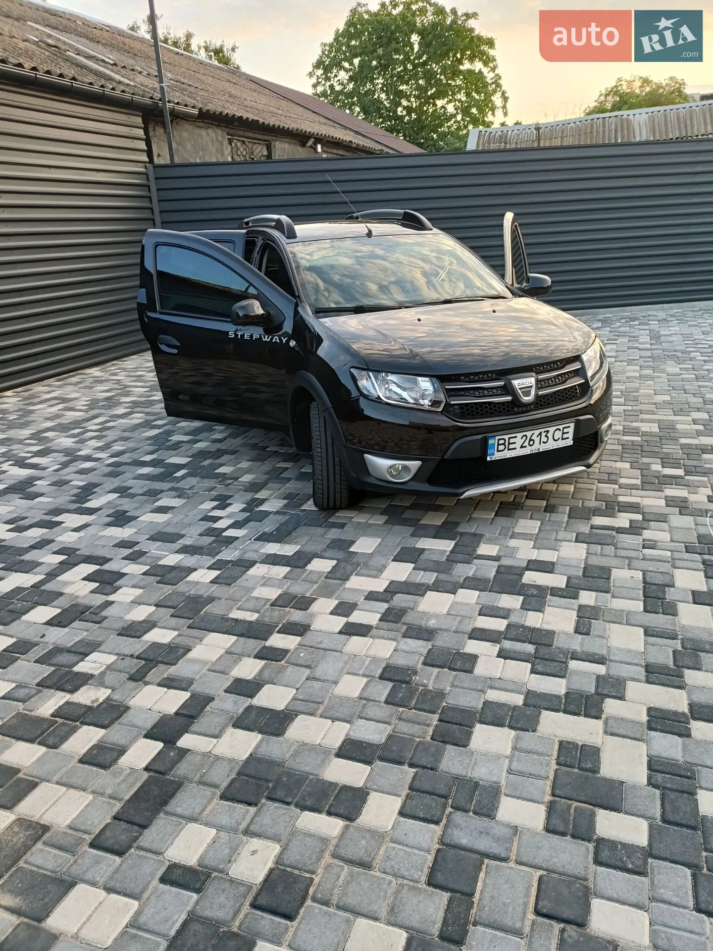 2013 Dacia Sandero - мініатюра 2