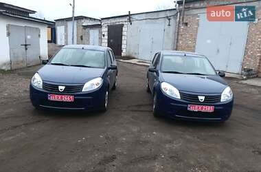 Хетчбек Dacia Sandero 2009 в Конотопі