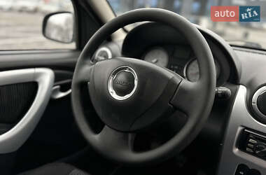 Хетчбек Dacia Sandero 2008 в Вінниці