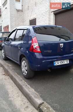 Хетчбек Dacia Sandero 2009 в Умані