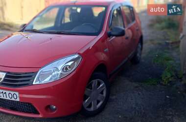 Хэтчбек Dacia Sandero 2011 в Броварах