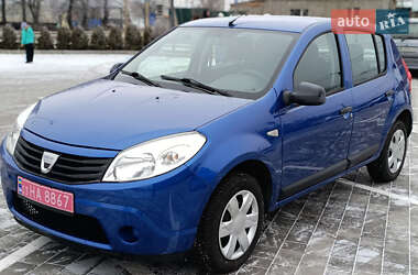 Хетчбек Dacia Sandero 2011 в Вінниці