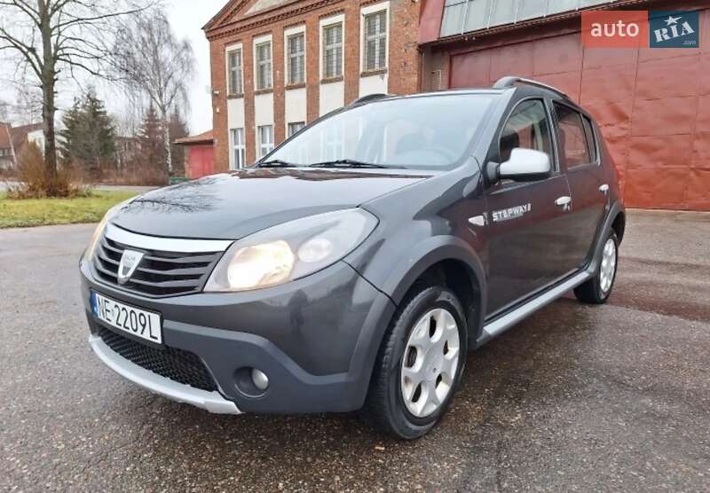Dacia Sandero 2010