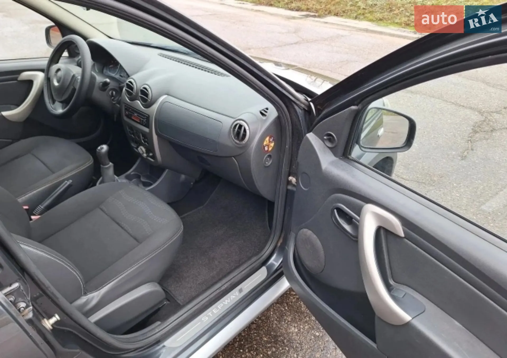 2010 Dacia Sandero - мініатюра 25