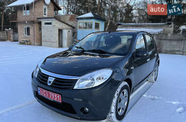 Хетчбек Dacia Sandero 2009 в Луцьку