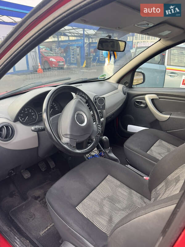 Хэтчбек Dacia Sandero 2009 в Киеве